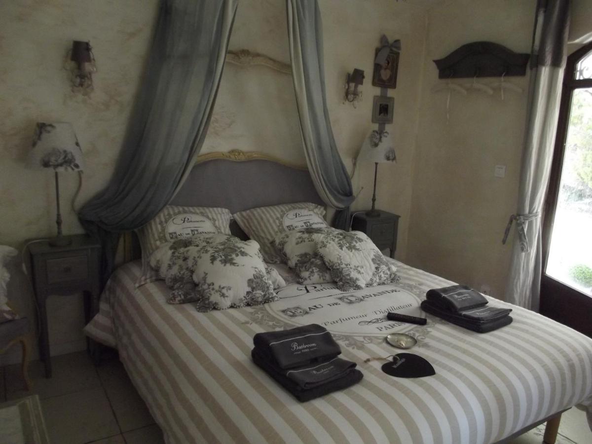Bed and Breakfast Le Moulin De Sonnailles Кабрье Номер фото