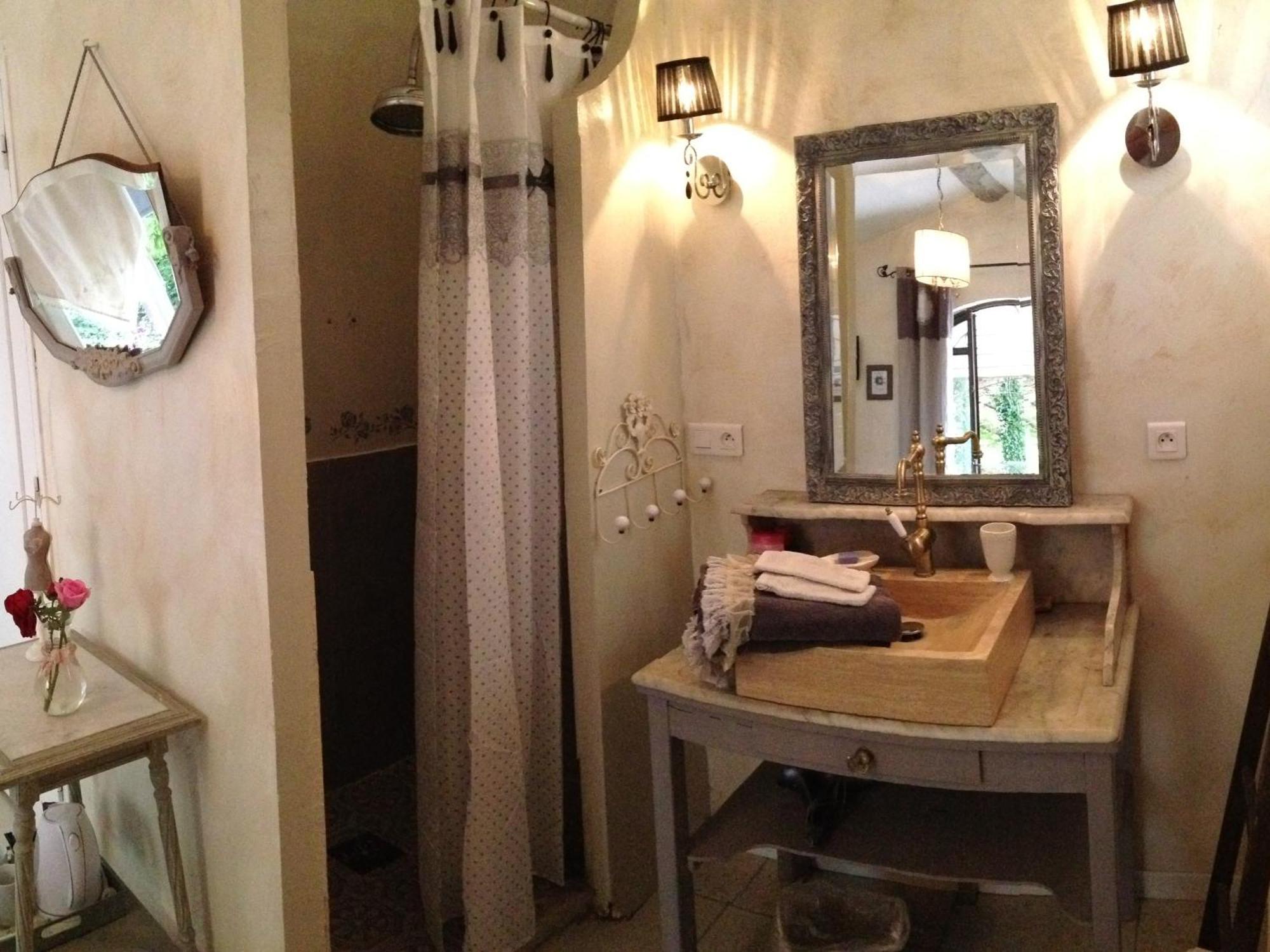 Bed and Breakfast Le Moulin De Sonnailles Кабрье Номер фото
