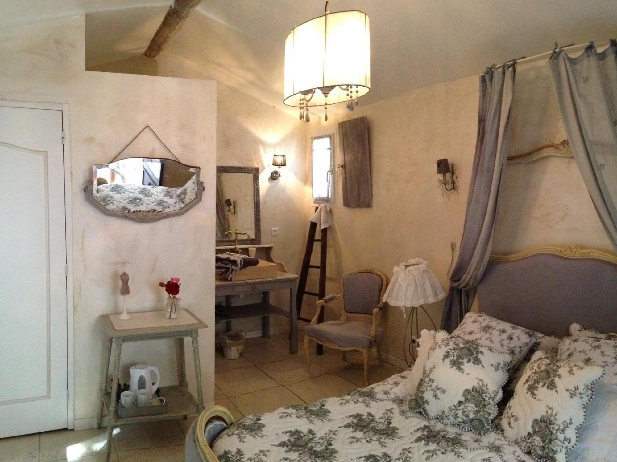 Bed and Breakfast Le Moulin De Sonnailles Кабрье Номер фото